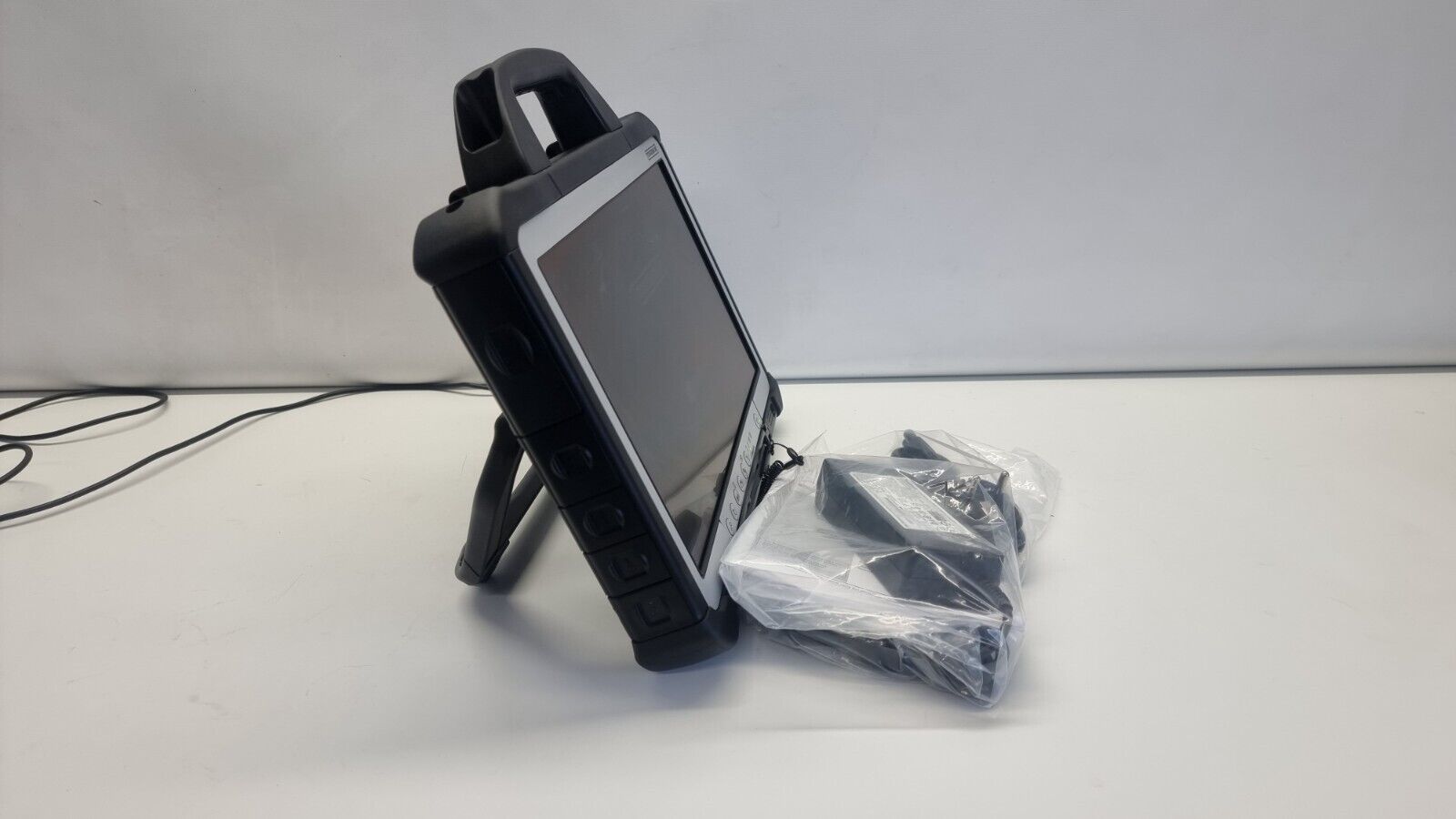 PANASONIC TOUGHBOOK CF-D1 MK2 1.80GHZ 16GB 512GB SSD – планшет для диагностики инженеров - View 5