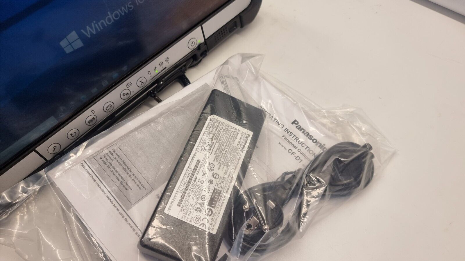 PANASONIC TOUGHBOOK CF-D1 MK2 1.80GHZ 16GB 512GB SSD – планшет для диагностики инженеров - View 9
